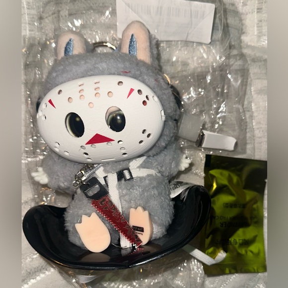 Lafufu + Jason Mask + Saw Necklace + Black Car Seat - Picture 1 of 2